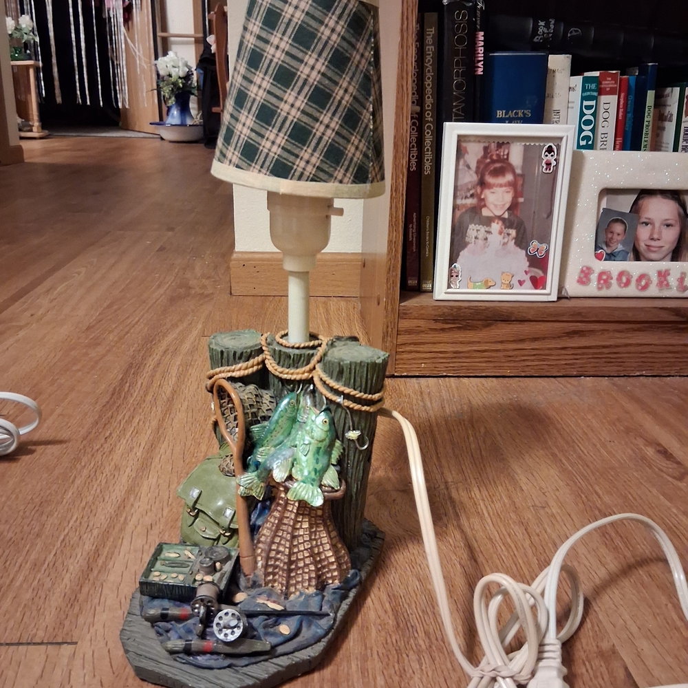 Source Unknown Green Fishing Dock Table Lamp with Plaid Shade